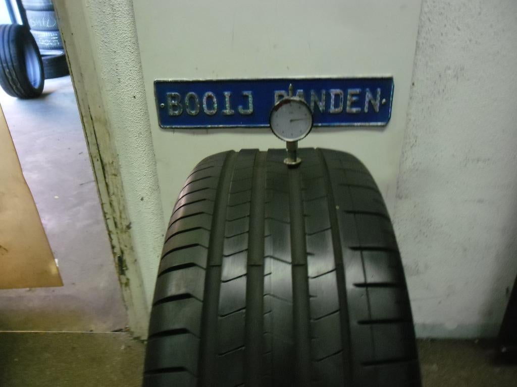 285 40 21 demobanden pirelli p zero met 7,5 mm profiel