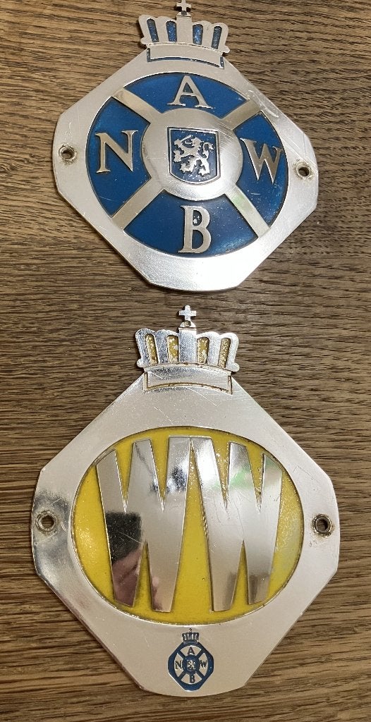 Vintage ANWB- en Wegenwacht-grilleschildjes, Verzenden, Gebruikt, Oldtimer onderdelen