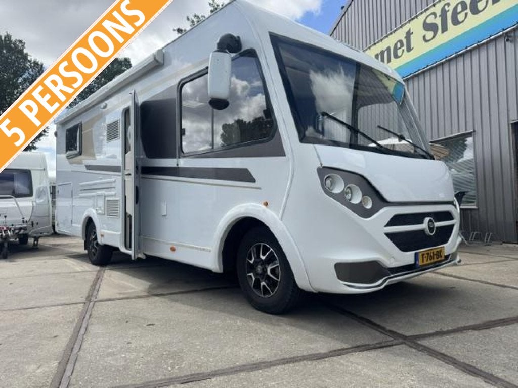Capron B-Rijbewijs Automaat Queensbed Dak- en Motorairco., Ringverwarming, Kluisje, 7 tot 8 meter, Bedrijf