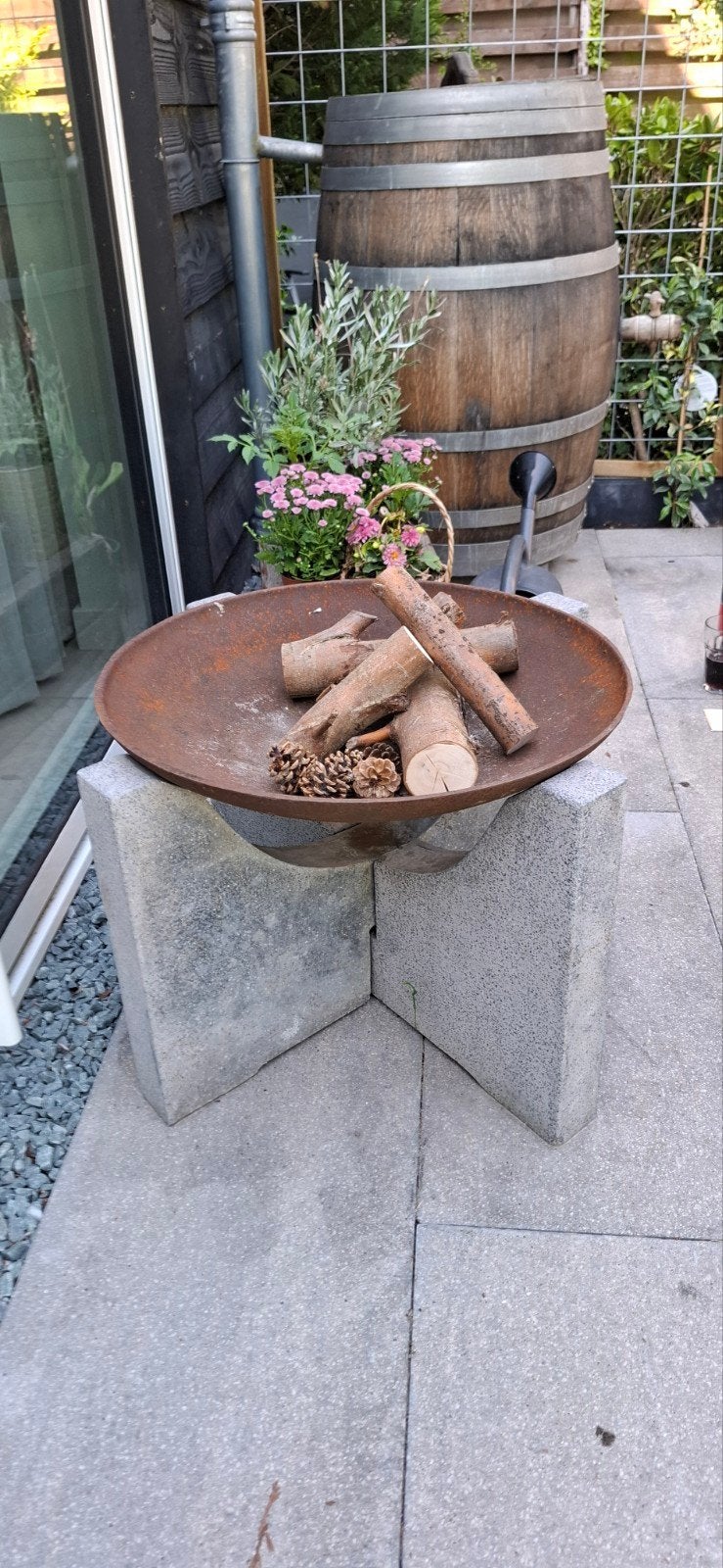 Vuurschaal met betonnen ondervoet, Tuin en Terras, Ophalen of Verzenden