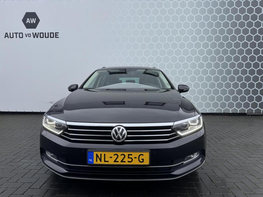 VW Passat Variant 1.6 TDI Highline Business R Panoramdak LED, Gebruikt, 4 cilinders, Zwart, Origineel Nederlands