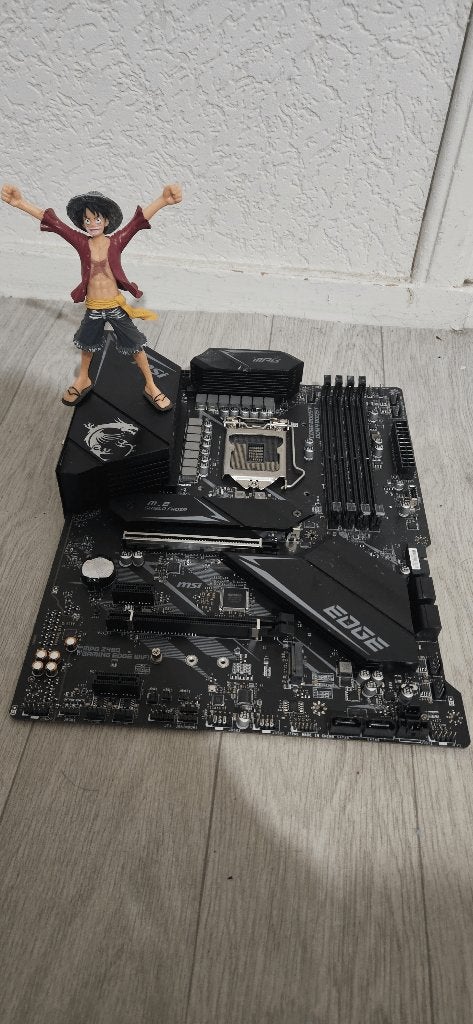 MSI MPG Z490M Gaming Edge Wifi (Defect), Computers en Software, Ophalen, DDR4, Socket 1200, Niet werkend