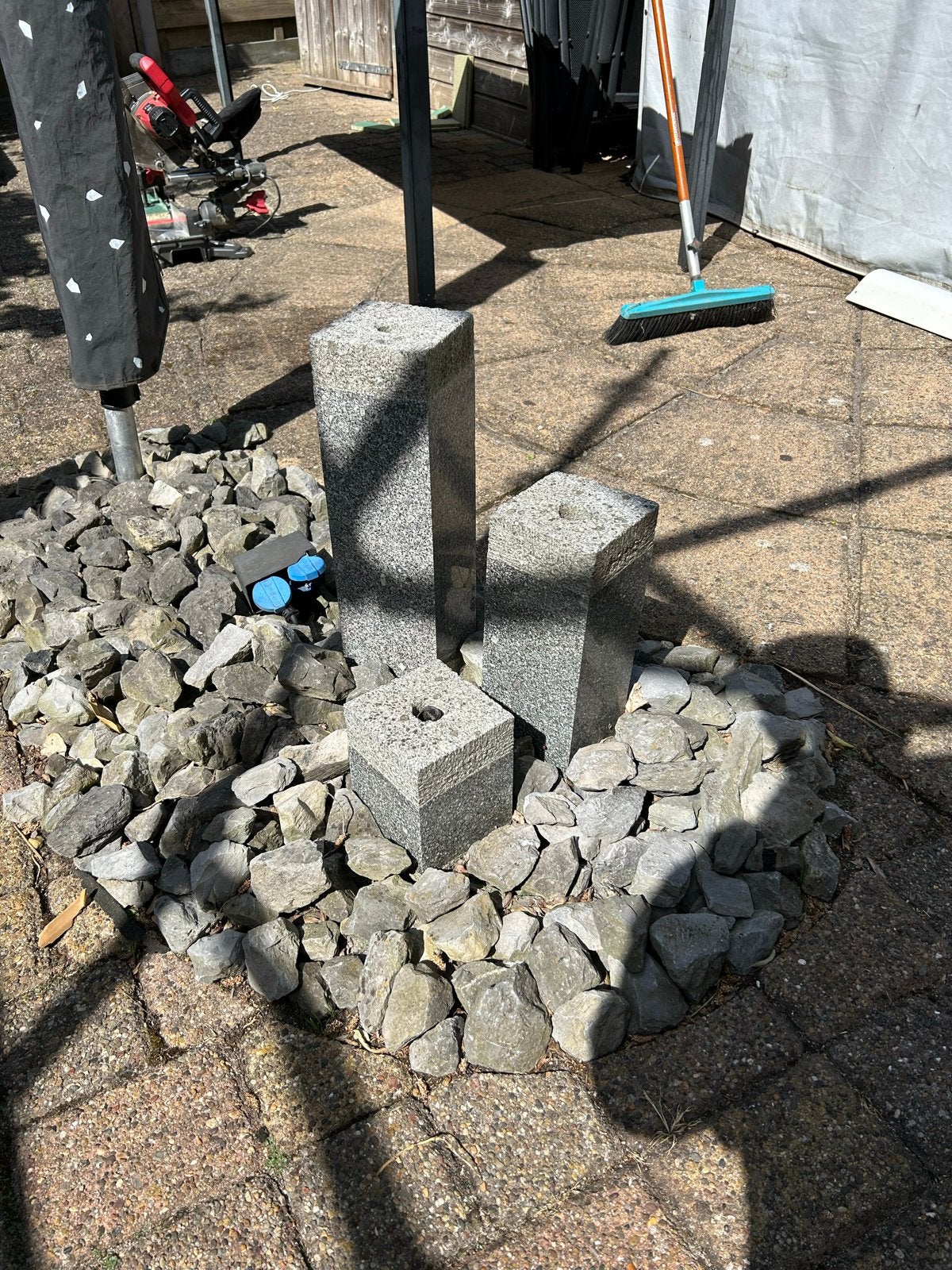 3-delig stenen waterornament met waterpomp, Tuin en Terras, Ophalen, Gebruikt, Graniet, Waterornament