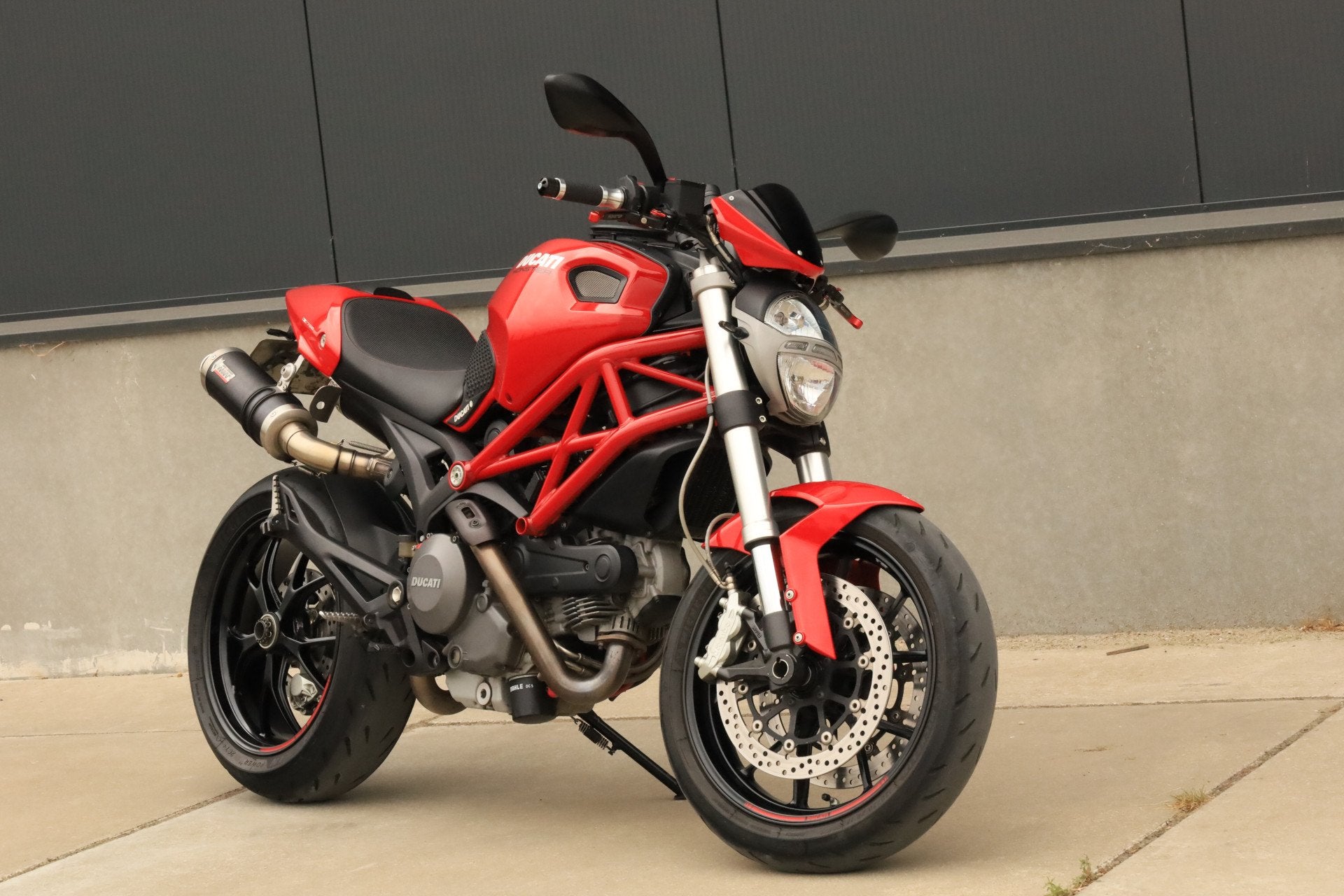 Ducati Monster 796 met vele extra's, vakantie aanbieding!, Motoren, Dekruijfautos@gmail.com, Bedrijf, Meer dan 35 kW, Overig