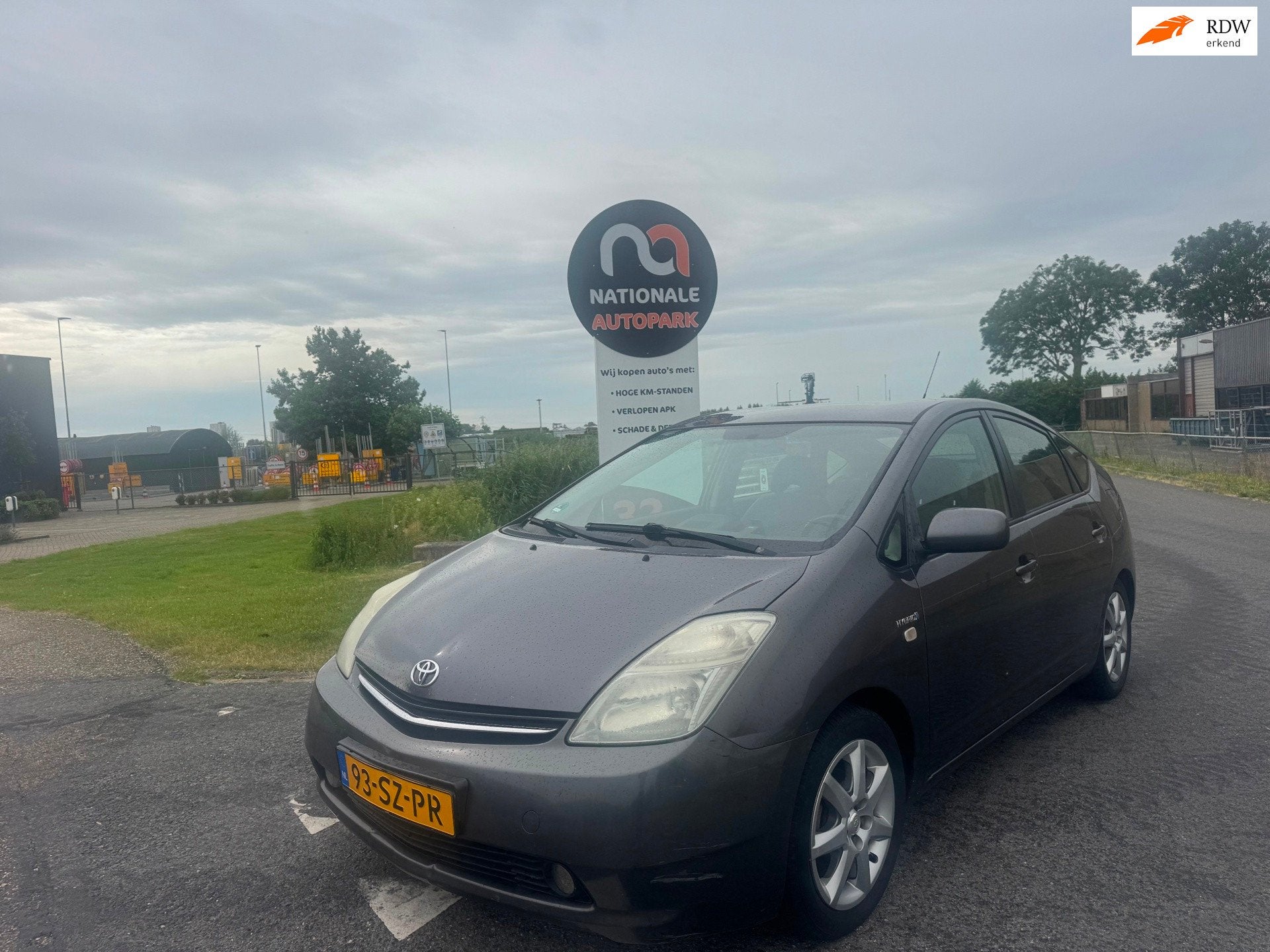 Toyota Prius 2006 * 1.5 VVT-i Business Edition * APK * EXPOR, Auto's, 1497 cc, Gebruikt, 4 cilinders, Origineel Nederlands