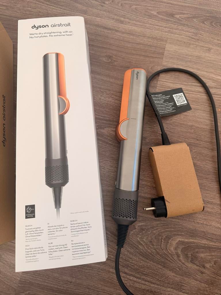 Dyson Airstrait – Zo goed als nieuw – €350, Ophalen of Verzenden, Zo goed als nieuw, Haarverzorging