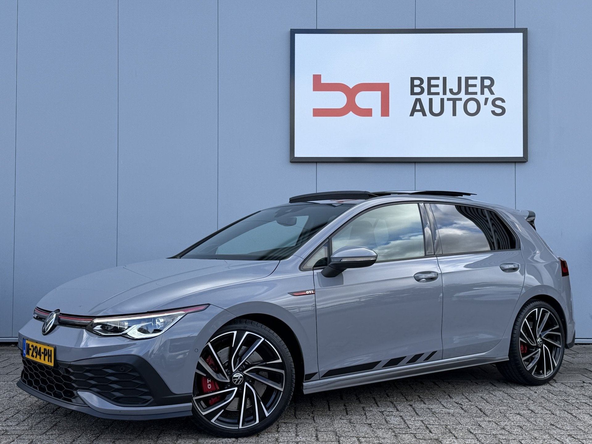 Volkswagen Golf 2.0 TSI GTI Performance Schuifdak/Dealer/19i, Dealer onderhouden, Gebruikt, 4 cilinders, 1984 cc