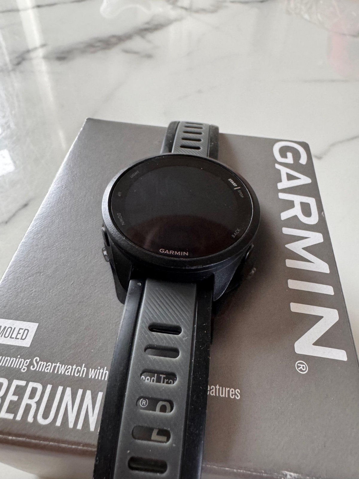 Garmin Forerunner 165 Sporthorloge - Perfecte Staat, Sieraden, Tassen en Uiterlijk, Sporthorloges, Zwart, Garmin, Ophalen of Verzenden