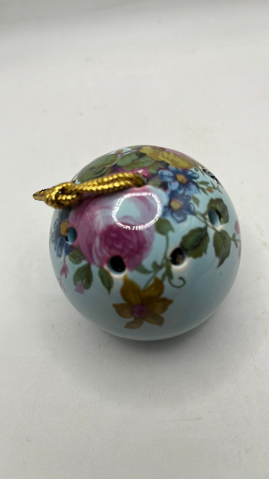Pomander ye olde ceramic pomander, lichtblauw gebloemd., Ophalen of Verzenden, Zo goed als nieuw