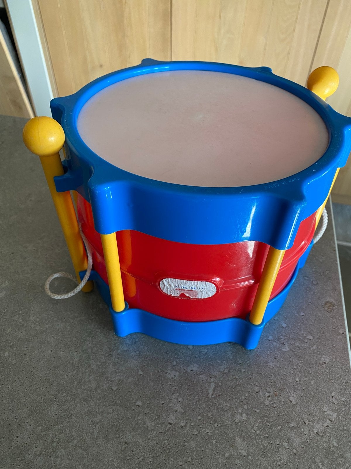 Leuke kleurrijke speelgoedtrommel voor kinderen, Ophalen, Gebruikt, Overige typen