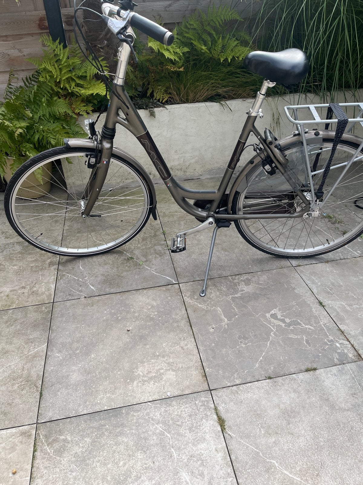 Multicycle goed onderhouden damesfiets,  lage instap, Fietsen en Brommers, Fietsen | Dames | Damesfietsen, Gebruikt, Velgrem, Versnellingen