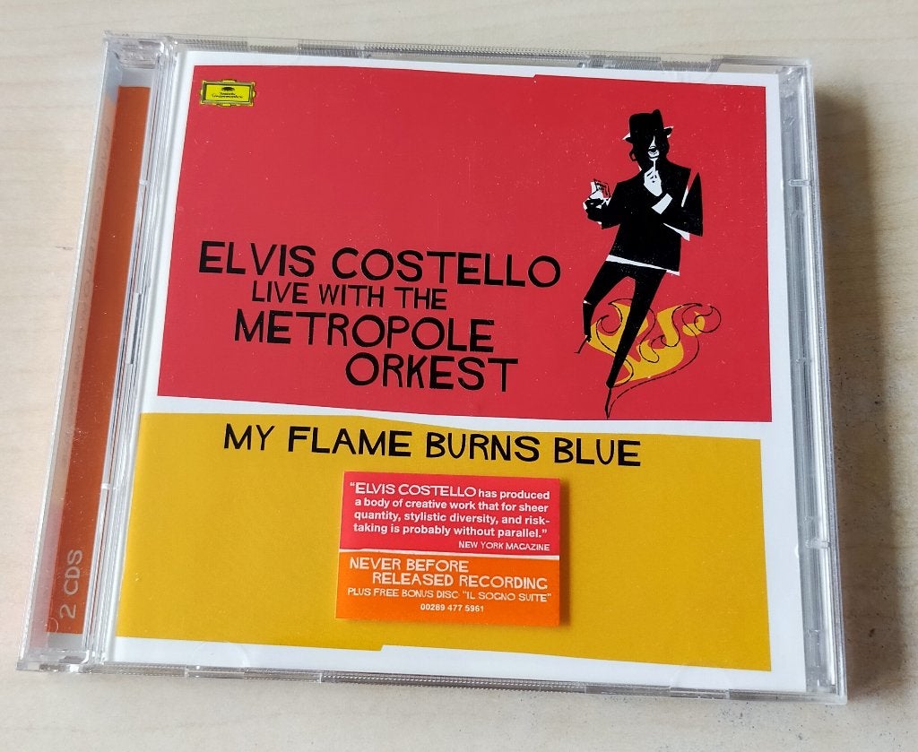 Elvis Costello & Metropole Orkest - My Flame Burns Blue 2CD, Ophalen of Verzenden, Zo goed als nieuw, Poprock