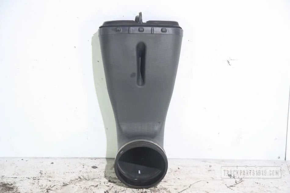 Iveco Body & Chassis Parts Lucht filter buis, Ophalen, Gebruikt