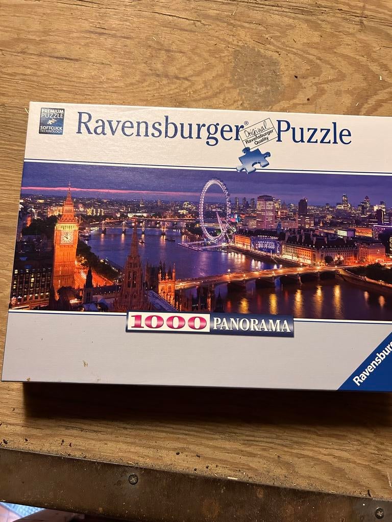 Ravensburger puzzel 1000 stukjes londen by night no 150649, Ophalen of Verzenden, Zo goed als nieuw