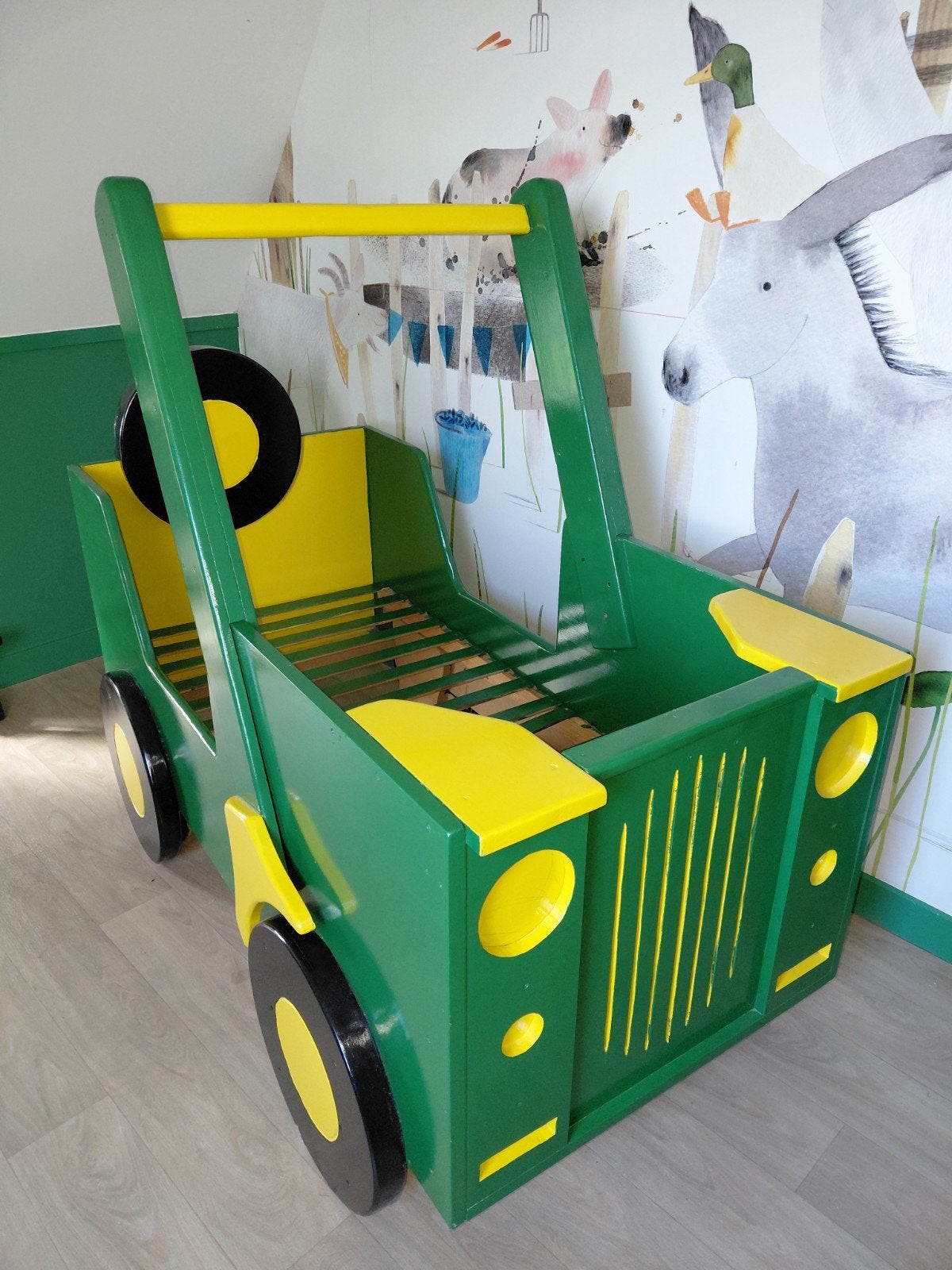 Uniek kinderbed in de vorm van een jeep, Ophalen, Gebruikt, Eenpersoons, Overige maten