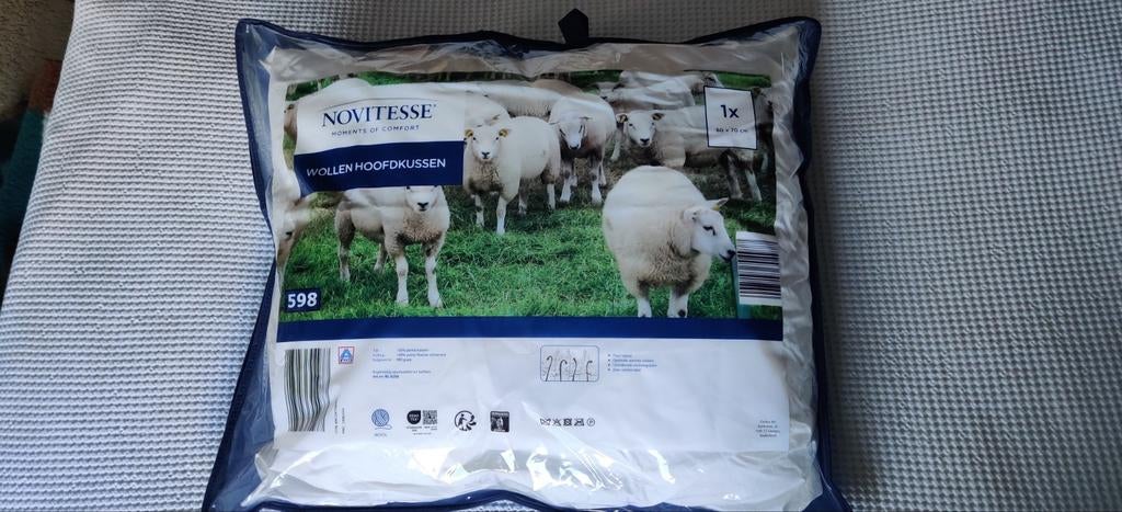 Novitesse Wollen Hoofdkussen - 100% Texelse Scheerwol, Ophalen of Verzenden, Zo goed als nieuw, Wit, Kussen