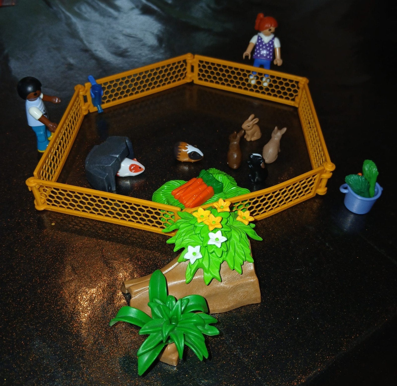 Playmobil Country 70137 konijnen en cavia buitenverblijf, Overige typen, Zo goed als nieuw, Country, Complete set