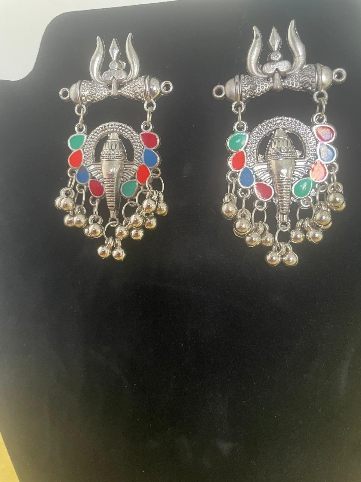 Mooie Indiase oorbellen met olifant en kleurrijke details, Sieraden, Tassen en Uiterlijk, Oorbellen, Ophalen of Verzenden