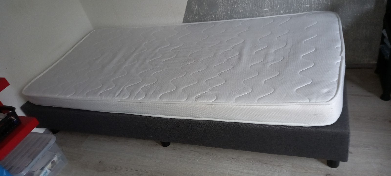 Gratis bed 90x200 met matras, Ophalen, Gebruikt, 90 cm, Eenpersoons