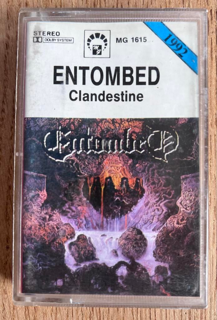 Entombed - Clandestine (Cassette, 1992), Cd's en Dvd's, Cassettebandjes, Gebruikt, 1 bandje, Ophalen of Verzenden, Origineel
