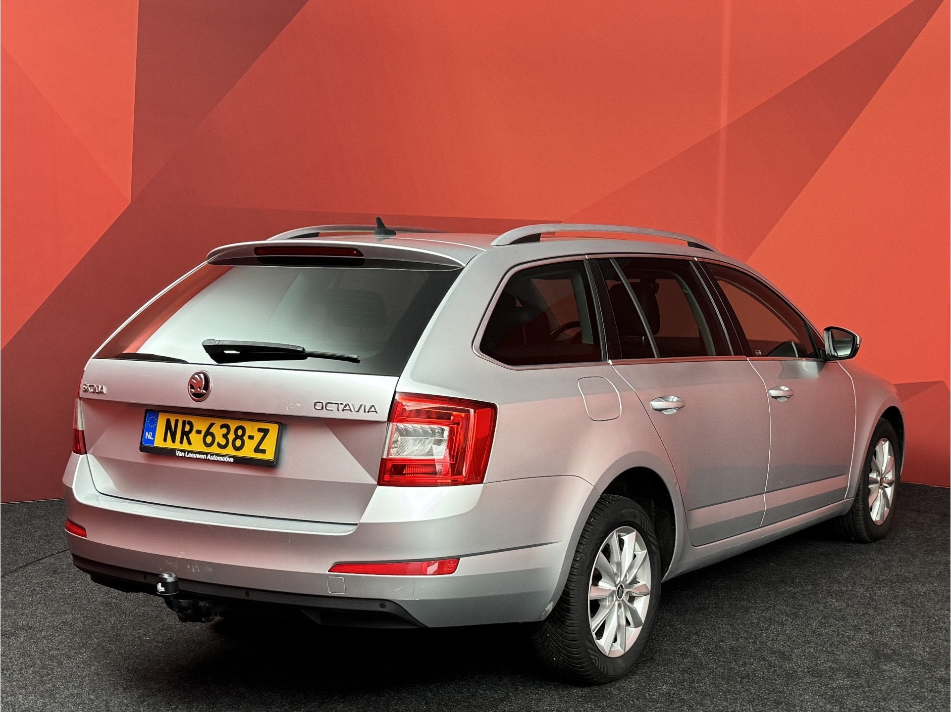 Skoda Octavia Combi 1.6 TDI Greentech Ambition Business, Auto's, Voorwielaandrijving, 1227 kg, Gebruikt, 4 cilinders