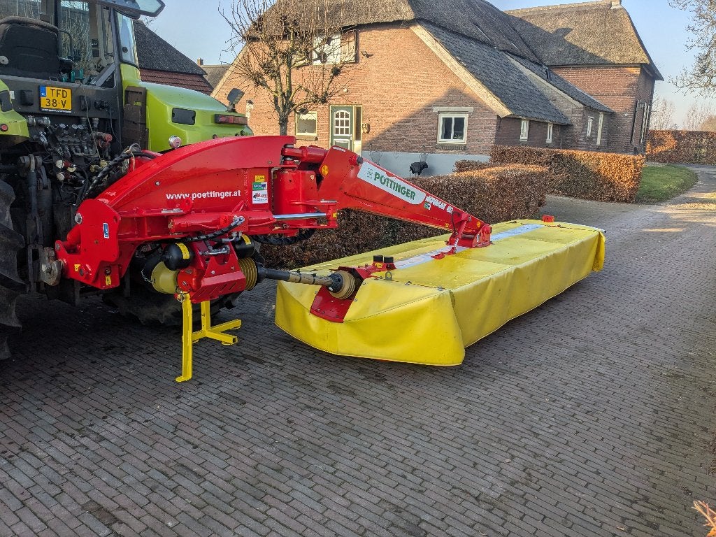 Pottinger Novacat 402 Schijvenmaaier, Ophalen, Weidebouw