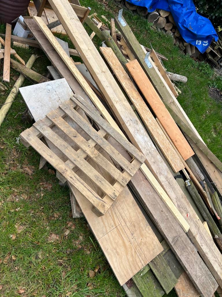 Mooie hoop sloophout, Ophalen, Zo goed als nieuw, 250 tot 300 cm, 50 mm of meer