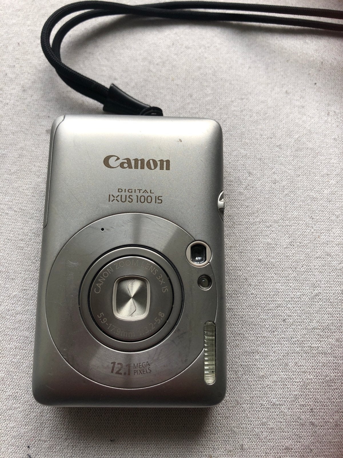 Canon Digital IXUS 100 IS Compactcamera - Zilver, Gebruikt, Canon, Beeldstabilisatie, Ophalen of Verzenden