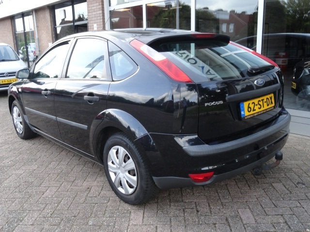 Ford Focus 1.6-16V Trend, 1596 cc, Gebruikt, Zwart, 4 cilinders