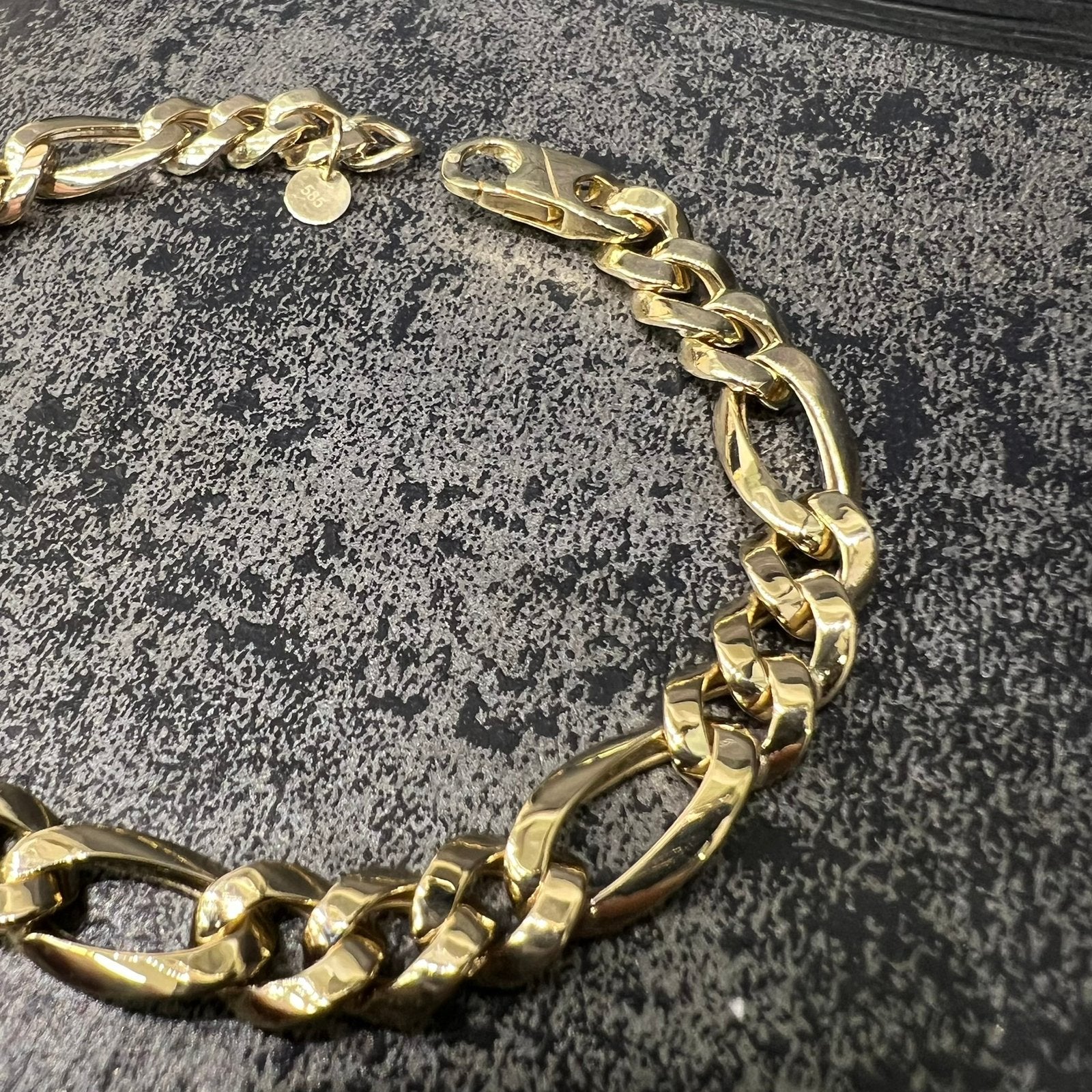 14 karaat gouden armband figaro schakel, Ophalen of Verzenden, Zo goed als nieuw, Goud