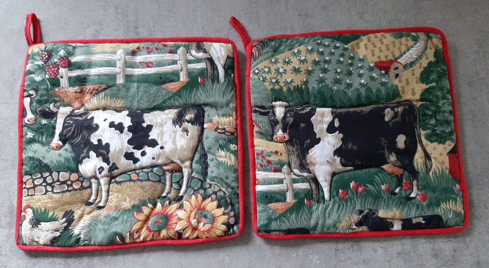 🎁 Set dikke pannenlappen. Afbeelding koe/kalf/kip. Nieuw., Huis en Inrichting, Pannenlap of onderzetter, Meerkleurig, Nieuw, Ophalen of Verzenden