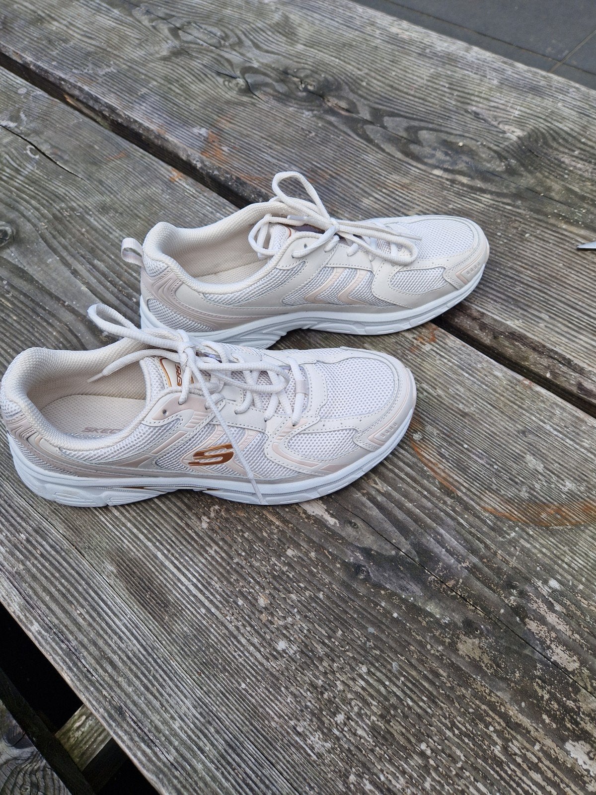 Skechers schoenen, Ophalen of Verzenden, Zo goed als nieuw, Zwart, Sneakers of Gympen
