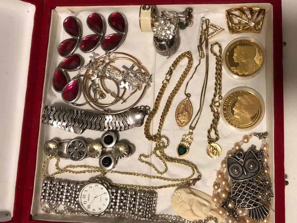 Vintage oude sieraden kettingen/ringen/munten ect, Sieraden, Tassen en Uiterlijk, Antieke sieraden, Ophalen, Overige materialen