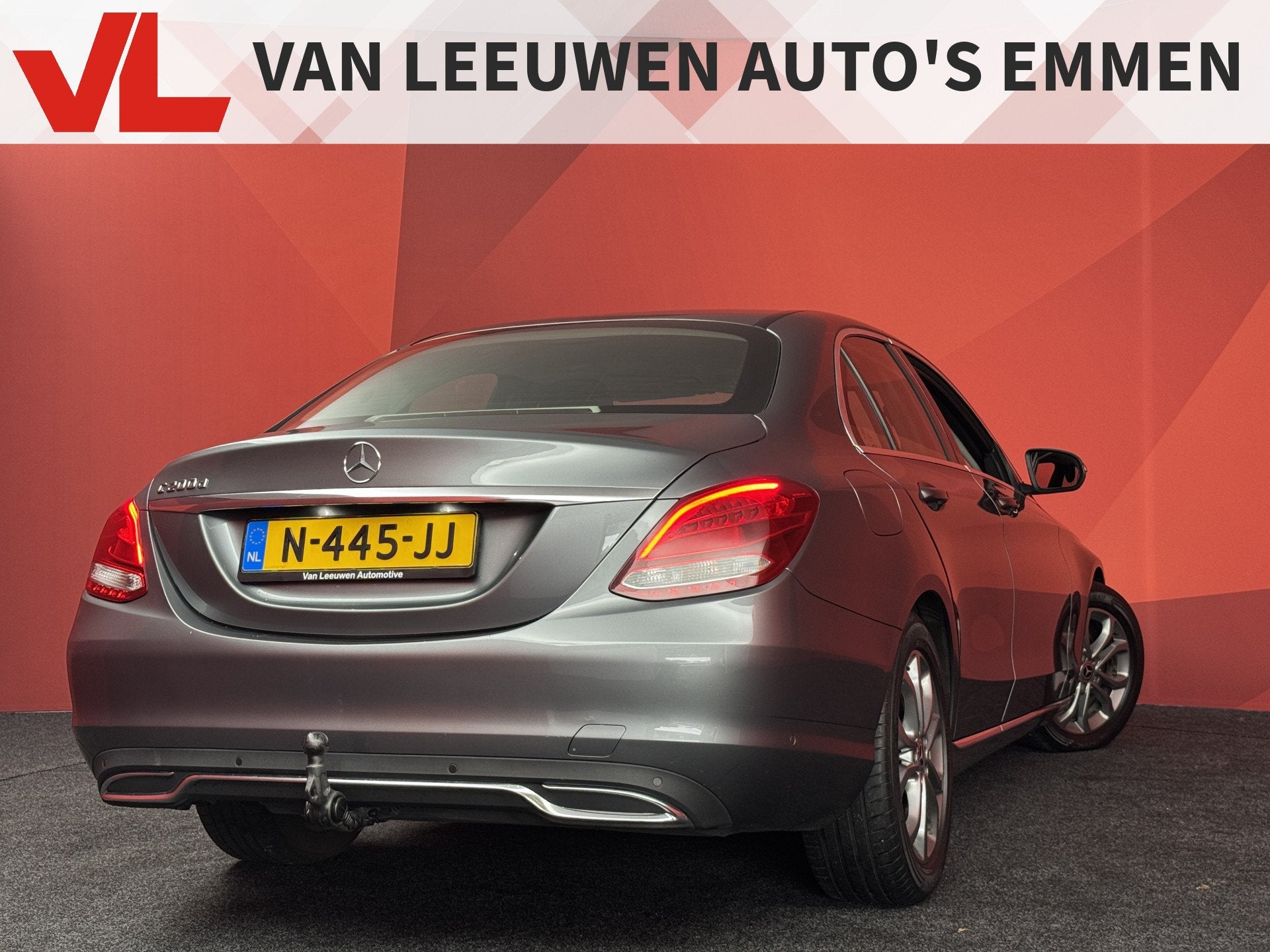 Foto 2 van Mercedes-Benz C-Klasse 200 CDI Premium Plus | Navigatie | Tr
