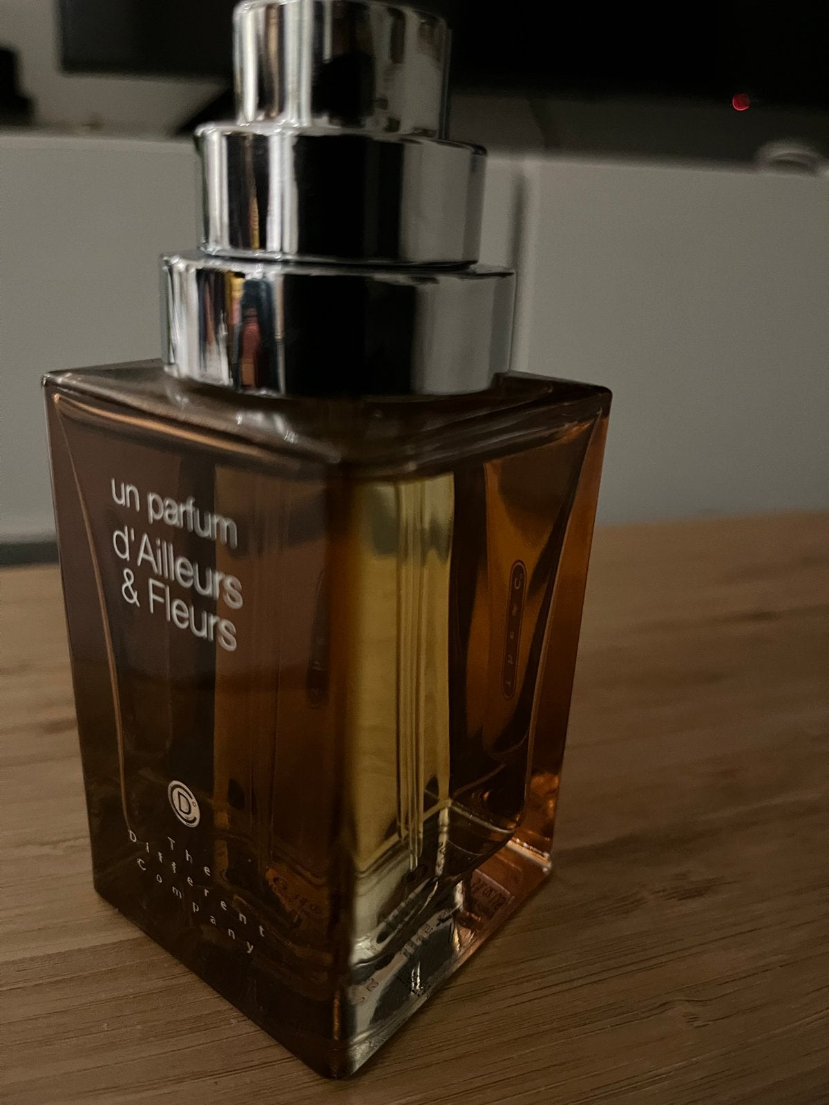 The Different Company Un Parfum d'Ailleurs & Fleurs 90ml, Ophalen of Verzenden, Zo goed als nieuw