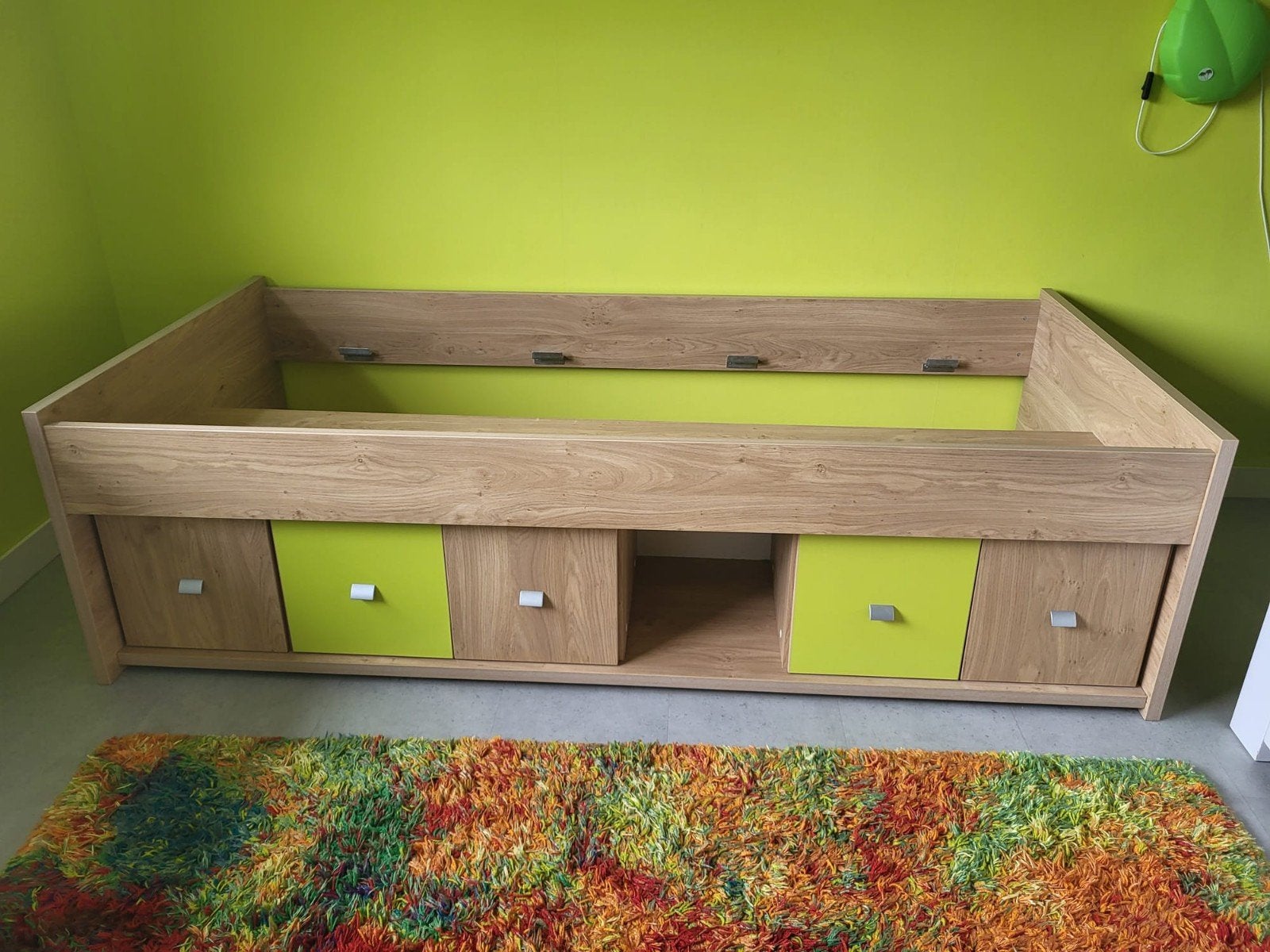 Eenpersoonsbed met lades en klepkasten - Opbergruimte, Ophalen, Gebruikt, 90 cm, Modern, Praktisch