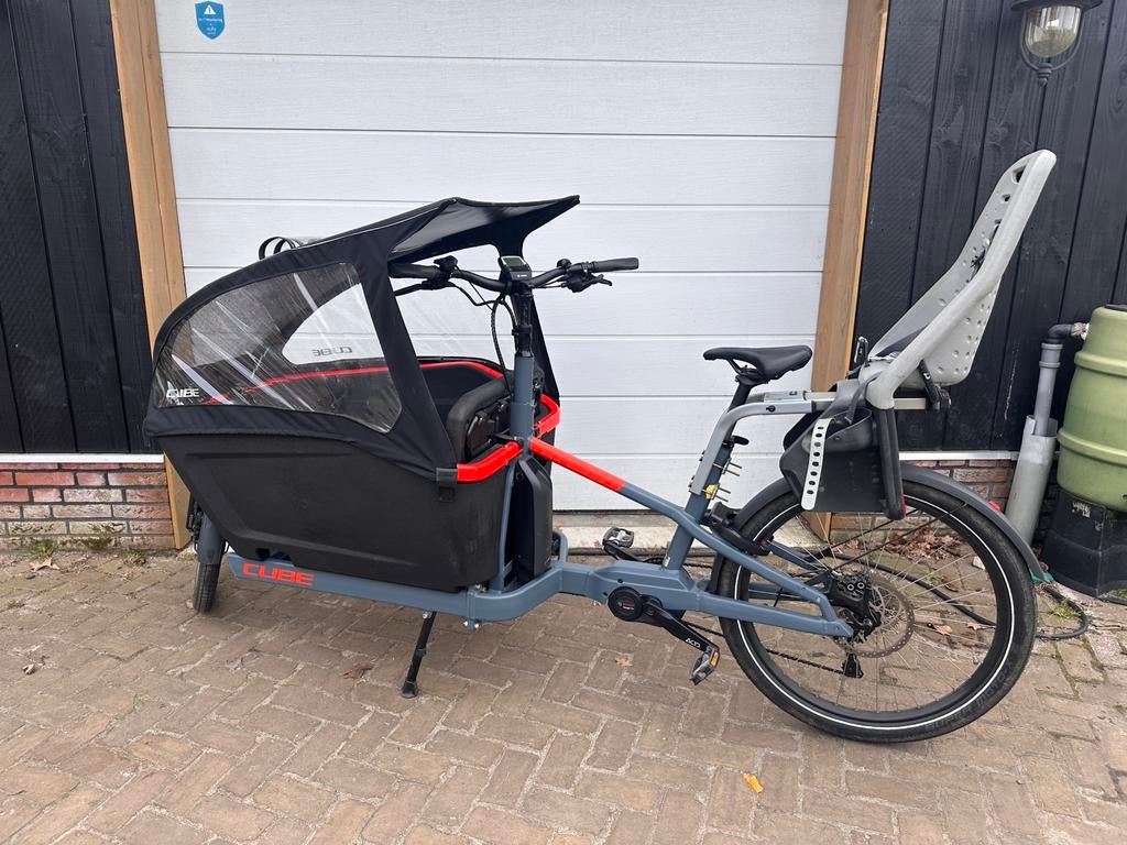 Cube cargo sport bakfiets dual hybrid, Fietsen en Brommers, Fietsen | Bakfietsen, Huif, 3 kinderen, Zo goed als nieuw, Ophalen