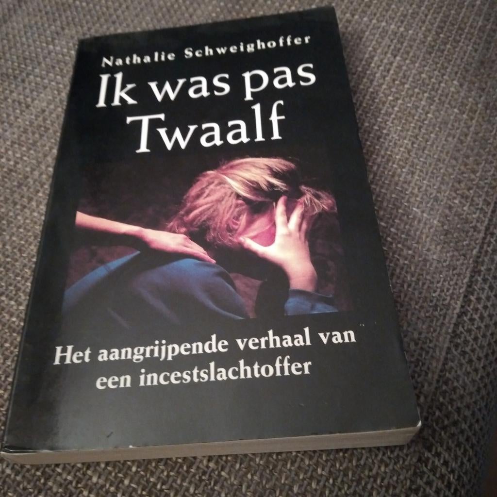 Schweighoffer - Ik was pas twaalf, Ophalen of Verzenden, Zo goed als nieuw, Schweighoffer, Nederland