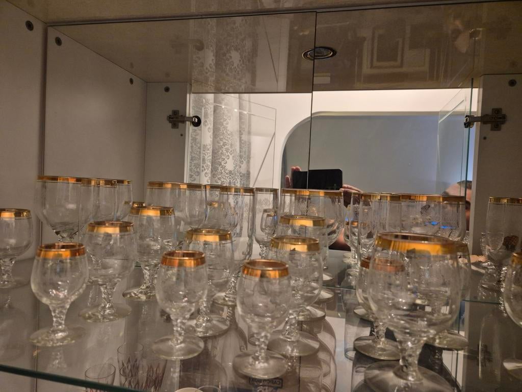 Exclusief kristallen glasservies Luminarc, Ophalen