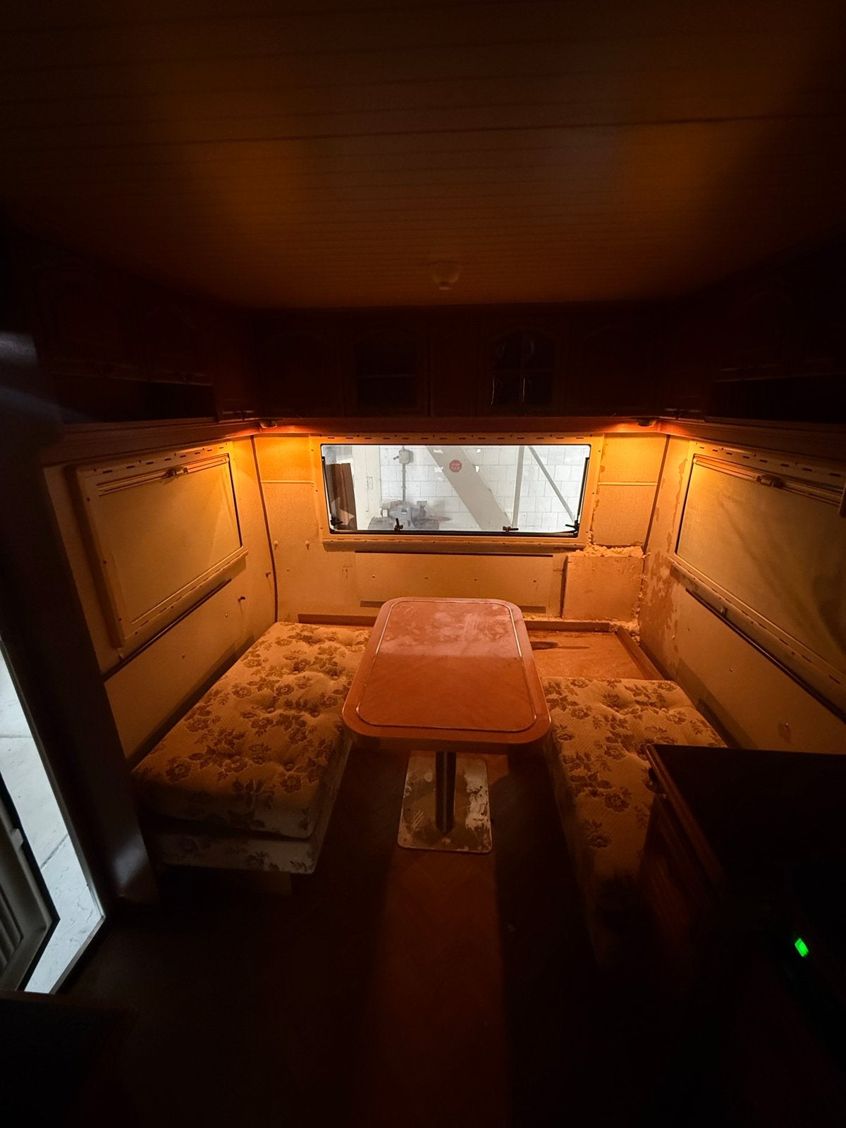 Hobby caravan - ideaal voor een festival, Standaardzit, Hobby, Particulier, 5 tot 6 meter