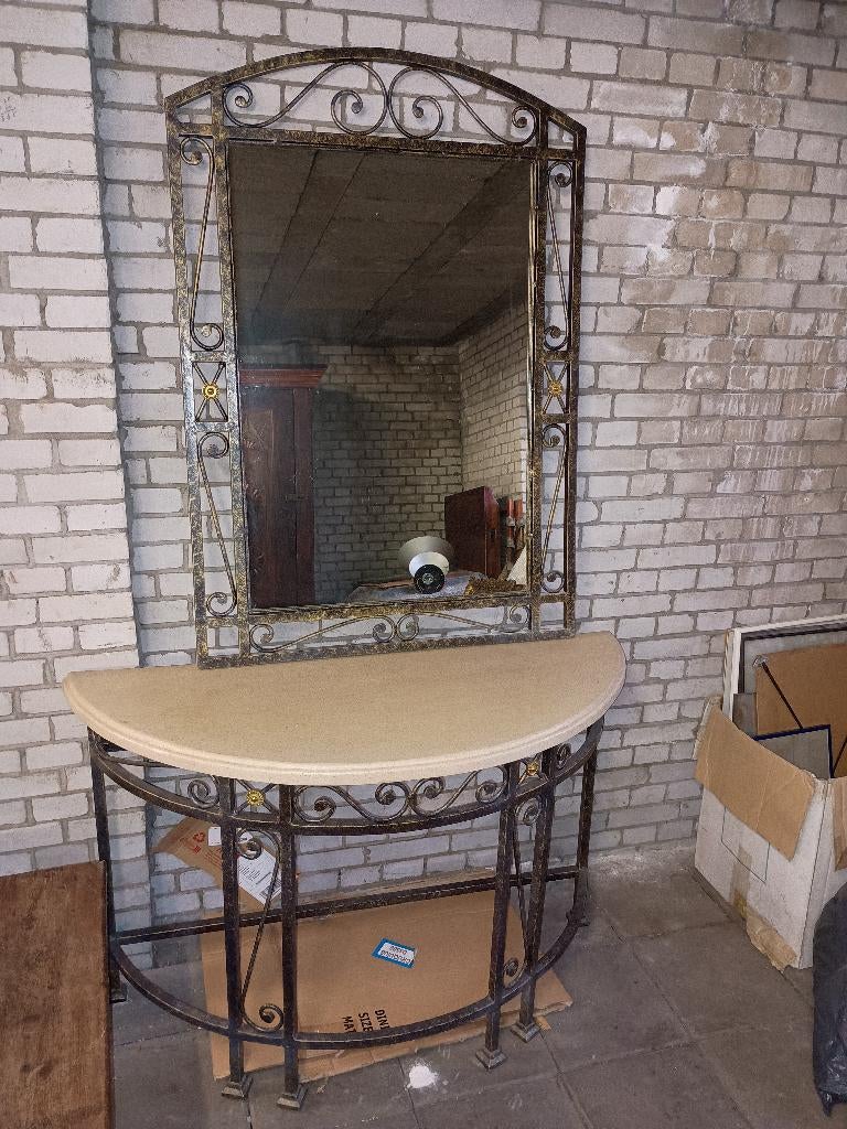 Side table met spiegel, Ophalen, 100 tot 150 cm, Rond, Zo goed als nieuw