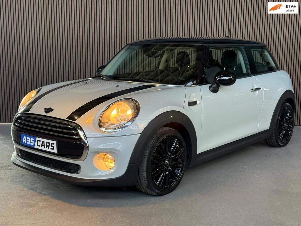 Mini Mini 1.5 Cooper |KEYLESS|CARPLAY|LEER|CLIMATE|CRUISE, Auto's, Voorwielaandrijving, 136 pk, Gebruikt, 4 stoelen