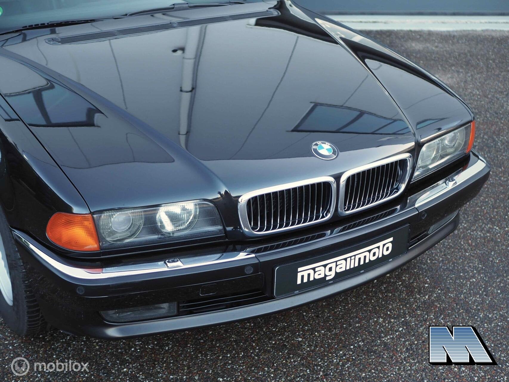 BMW 7-serie 750i E38 | 85.765 km | Comfort stoelen l Schön, Auto's, Automaat, Gebruikt, Zwart, 12 cilinders