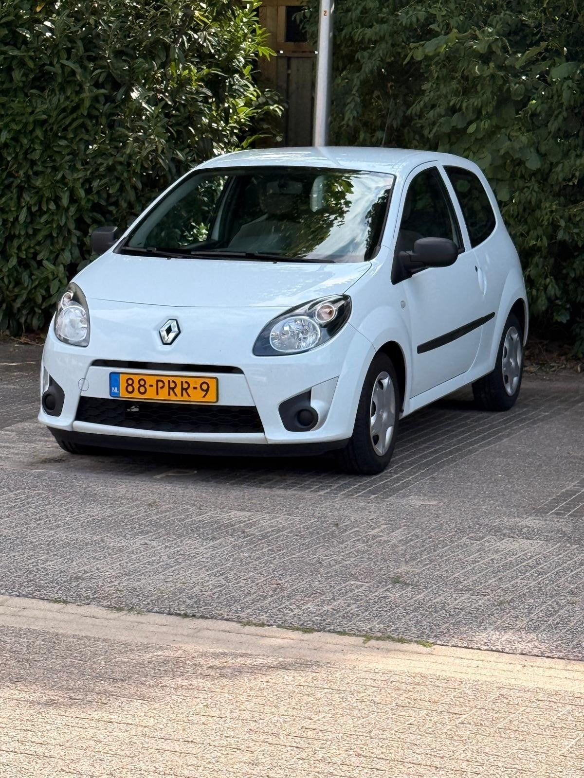 Renault Twingo 1.2 16V 2011 Wit 143 000km, Auto's, Renault, 839 kg, Twingo, 74 pk, 4 cilinders