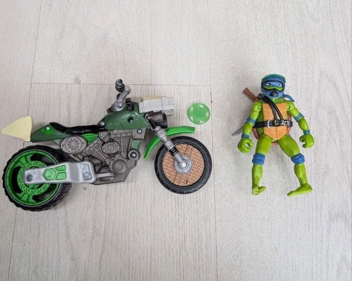 TMNT Leonardo actiefiguur met motor, Ophalen, Gebruikt