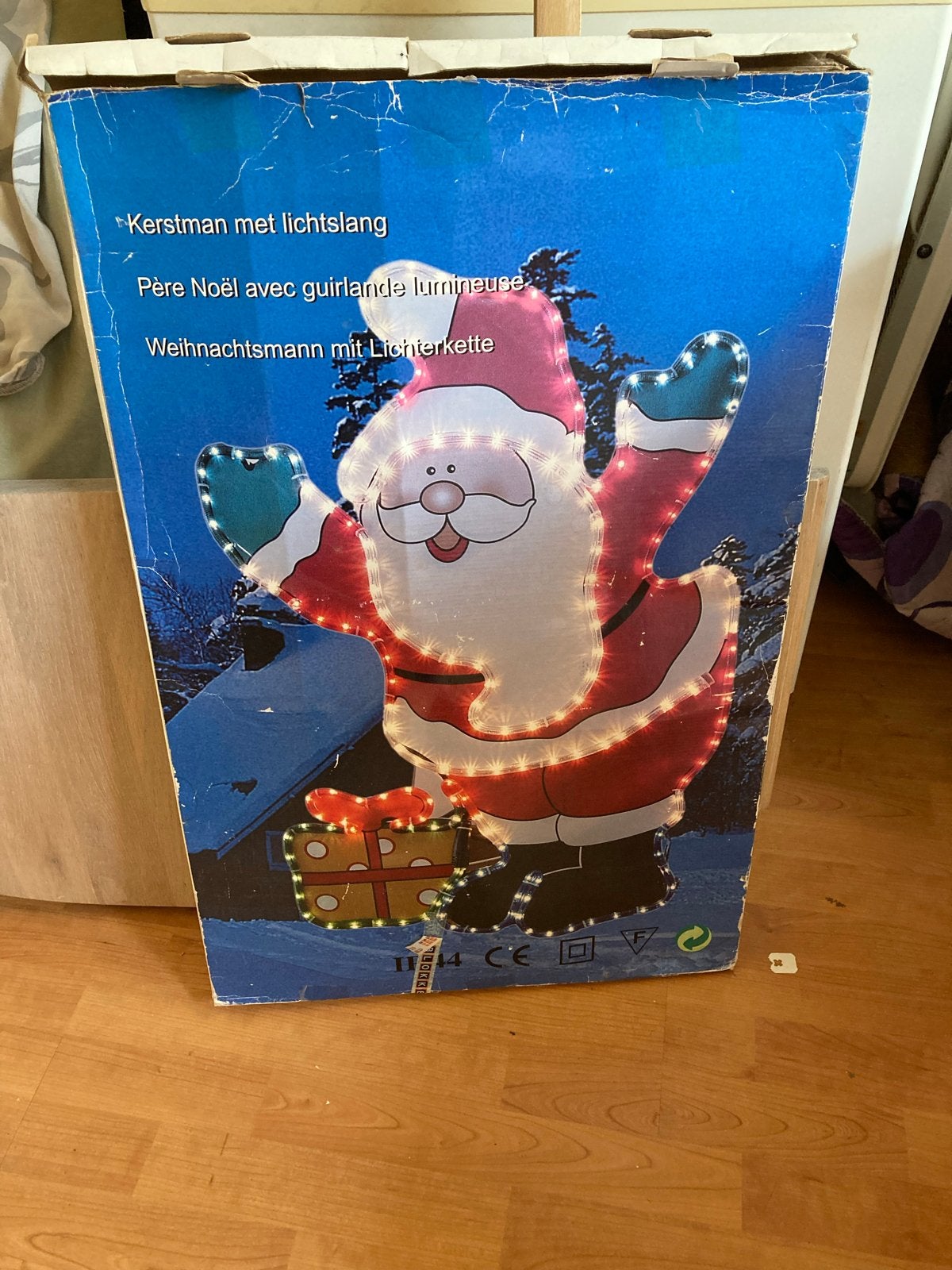 Gratis kerstman verlichting, Ophalen