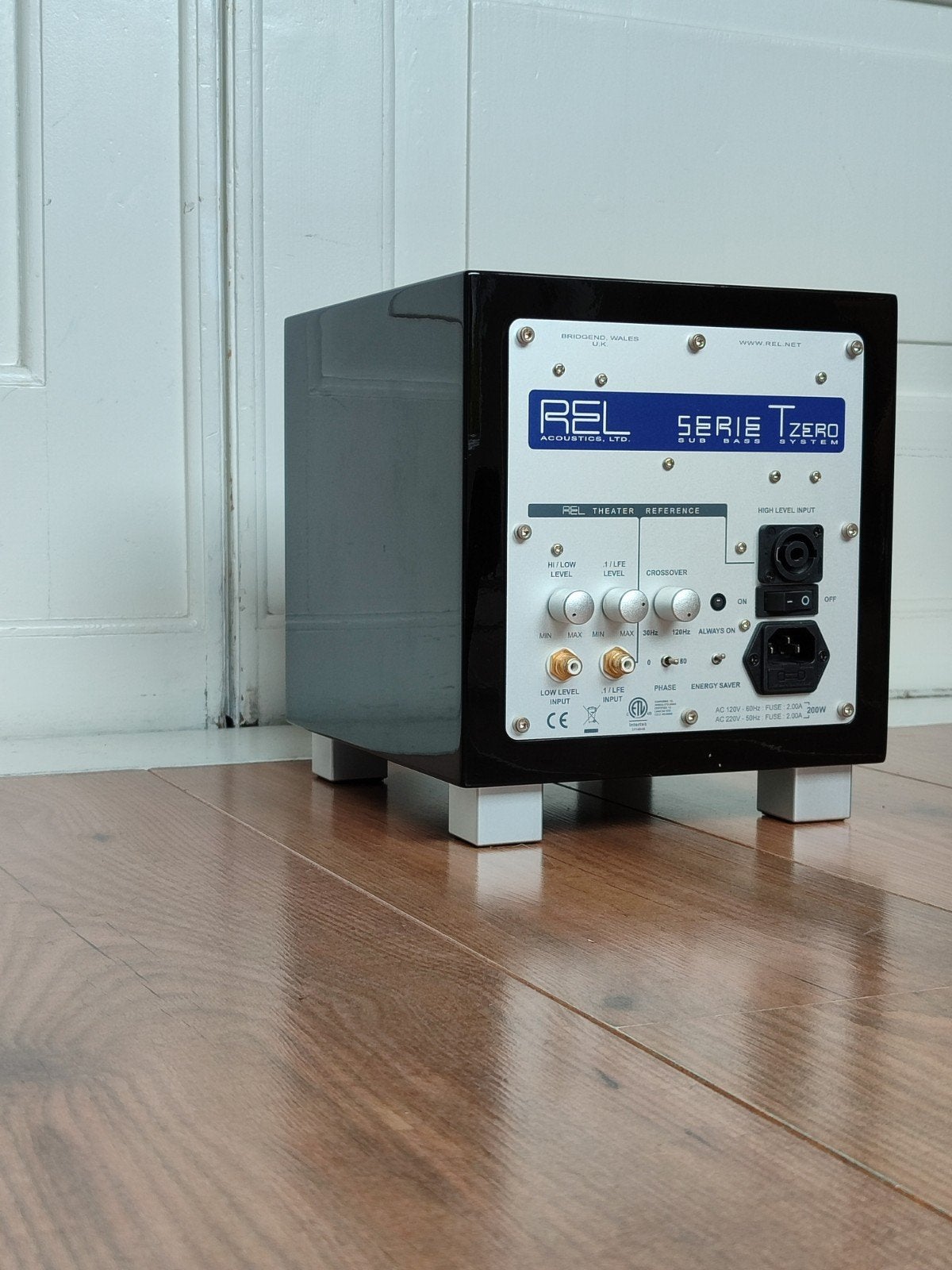 Erg mooie Rel subwoofer - ZGAN !, Overige merken, Subwoofer, Ophalen of Verzenden, Zo goed als nieuw
