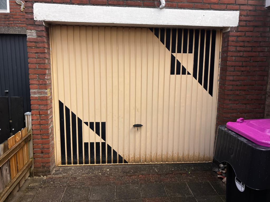 Garagedeur kanteldeur, Ophalen, Gebruikt, 120 cm of meer, Minder dan 200 cm