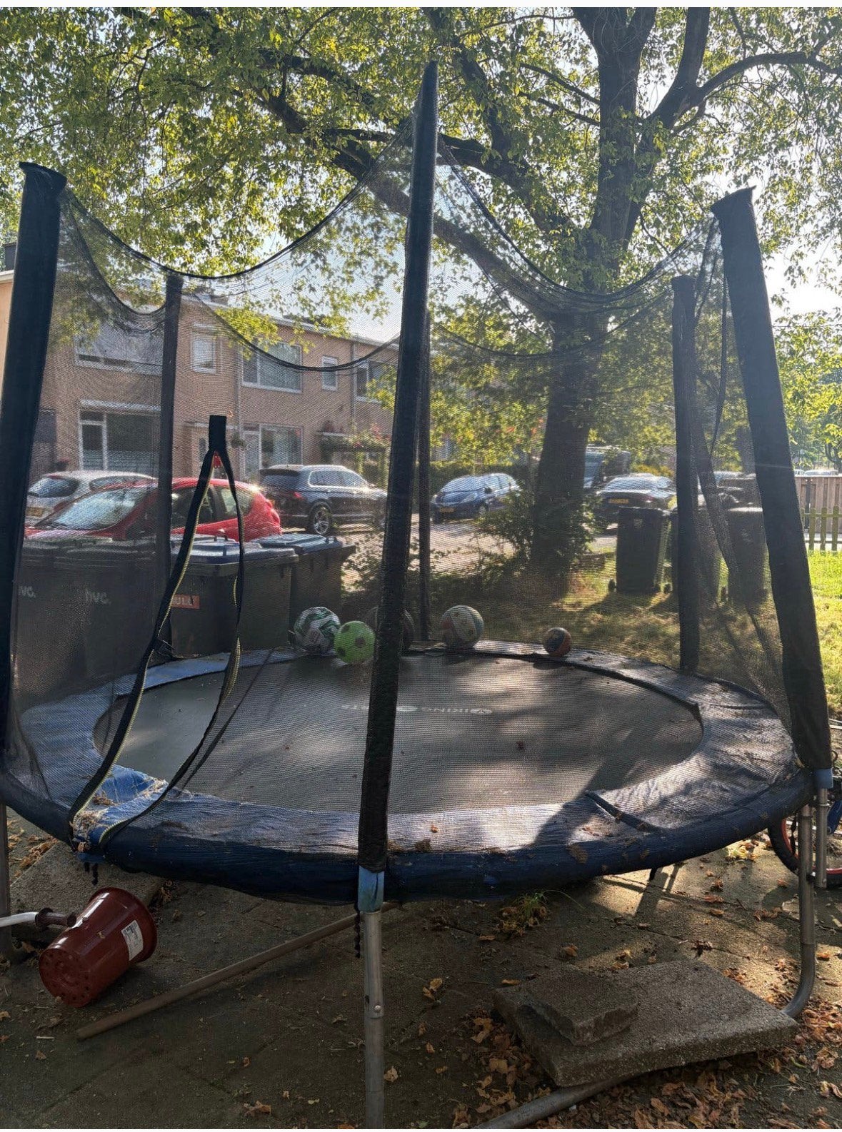 Gratis leuke trampoline, Ophalen, Zo goed als nieuw