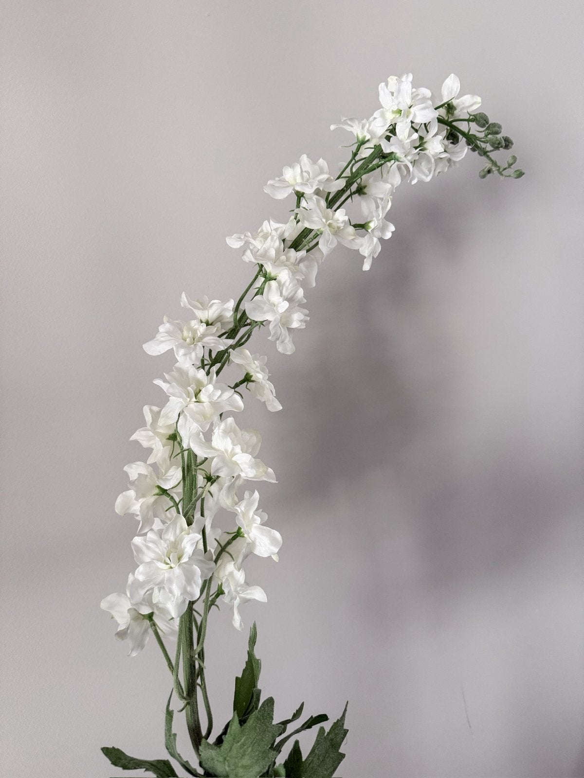 Silk-ka zijde kunstbloem Delphinium wit SALE!, Ophalen of Verzenden